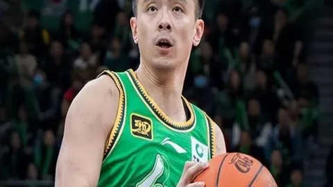 “亚历山大独揽26分，雷霆客场绝地反击四连胜”